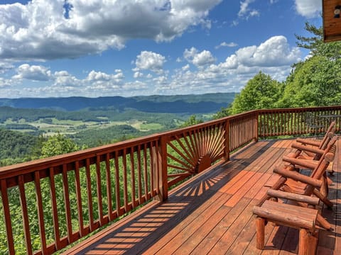 This spacious deck is made for sipping coffee, lounging, and losing track of time.