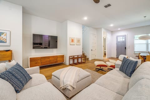 Austin Vacation Rental | 4BR | 3BA | Step-Free Access | 2,503 Sq Ft