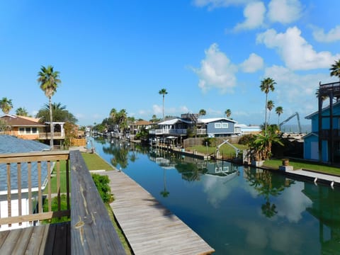 Beautiful Canal views!