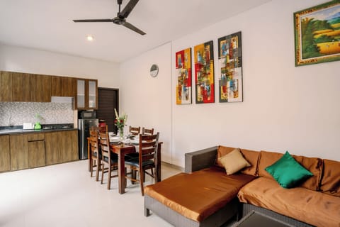 Family Villa to 3Bedroom King Villa with Private Pool | In-room dining