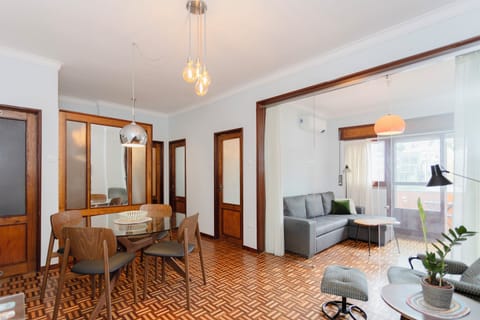 Apartment, Balcony | Living area