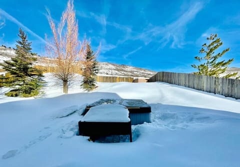 Enjoy the private hot tub for a relaxing soak! Please make sure to follow the hot tub rules outlined in our guidebook for a safe and enjoyable experience.