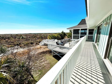 706 Red Drum Road - Oceanfront Decks