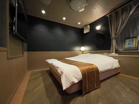 Double Room | WiFi (free)