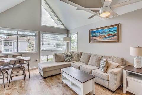 Myrtle Beach Vacation Rental | 2BR | 2BA | 948 Sq Ft | Access Only By Stairs