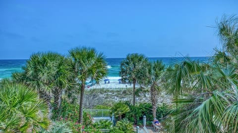 Condo, Multiple Beds, Ocean View (Destin Towers 31) | Beach | On the beach