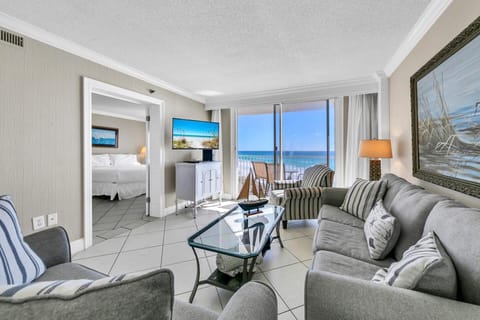 Condo, Multiple Beds, Ocean View (Destin on the Gulf 607) | Living area