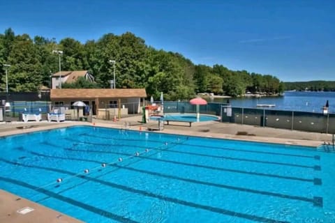 The Hideout - Pool