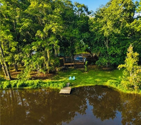Pool and lake on the backyard 