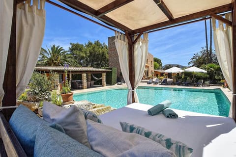 Holiday Home Swimming Pool