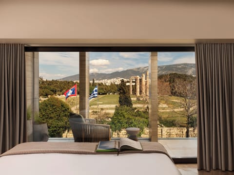 Panorama Suite with Balcony & Temple View | Egyptian cotton sheets, premium bedding, memory foam beds, minibar