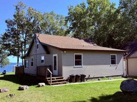 Like No Otter on Drummond Island (5345)
