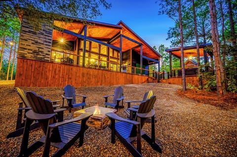 Elevated on a quiet wooded lot, this Broken Bow getaway offers privacy, luxury, and the perfect balance between adventure and relaxation.