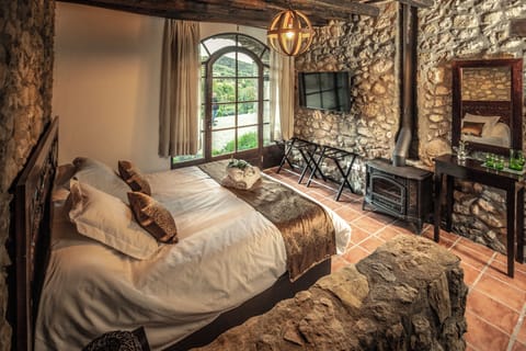 Superior Double or Twin Room, Garden View | Free WiFi, bed sheets