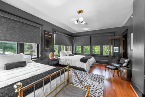 Standard Suite, 2 Bedrooms, Non Smoking, Garden View | Free WiFi