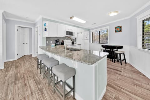 Condo, Multiple Beds (Crystal Village II, unit 19B) | Private kitchen | Oven, toaster