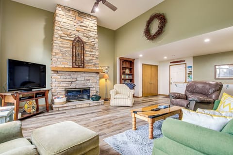 Egg Harbor Vacation Rental | 4BR | 2.5BA | 2,600 Sq Ft | Stairs Required