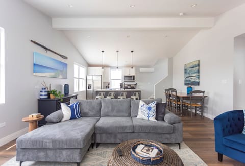 Living and Kitchen open concept