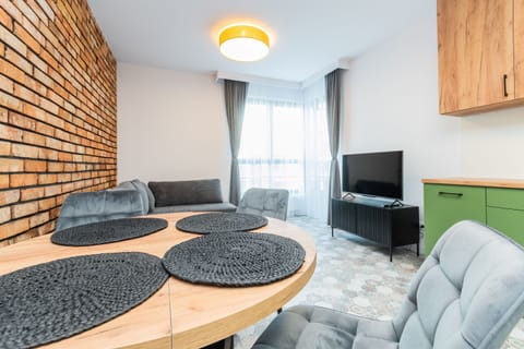 Comfort Apartment, Balcony | 1 bedroom, iron/ironing board, free WiFi, bed sheets