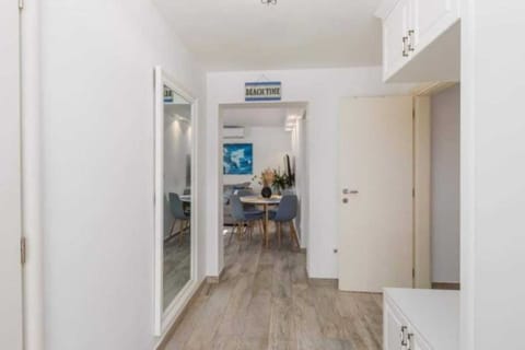 Apartment (Two Bedroom Apartment with Terrace) | Lobby