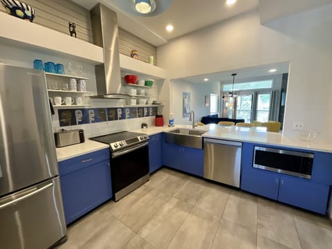 Villa, 2 Bedrooms | Private kitchen | Coffee/tea maker, fridge, oven, toaster
