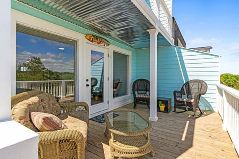 House, 2 Bedrooms | Terrace/patio