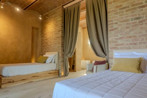 Deluxe Double or Twin Room | Minibar, in-room safe, desk, laptop workspace