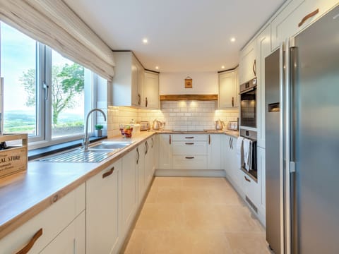 Kitchen | Llwyncelyn Farmhouse, Clynderwen