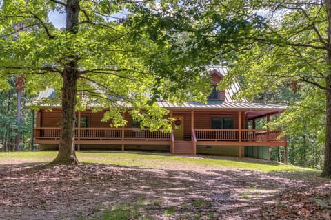 Rogers Vacation Rental | 4BR | 3.5BA | 3,725 Sq Ft | 7 Steps Required to Enter