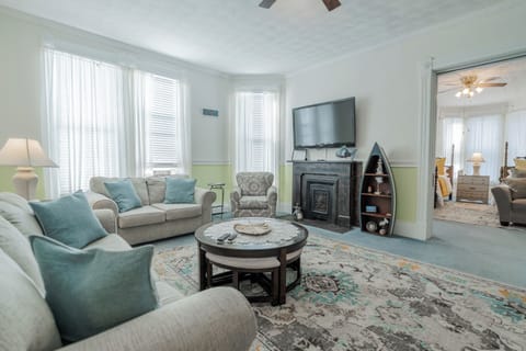 Victorian Inn Marblehead Ohio 