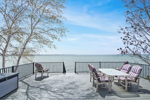 Yes, the cabin is DIRECTLY on Ottertail Lake. Gorgeous views. Nice breeze. Lake life at its best!
