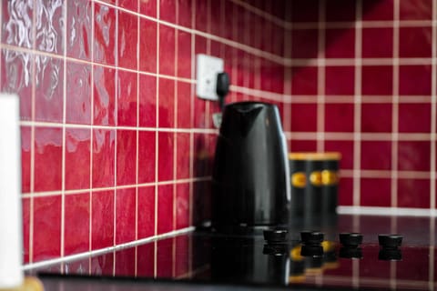 Comfort House, Private Bathroom | Shared kitchen