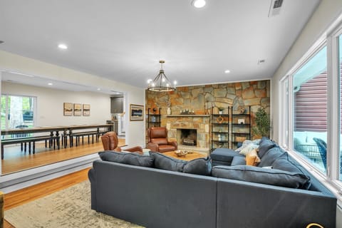 Cottage, 5 Bedrooms | Living area | Smart TV