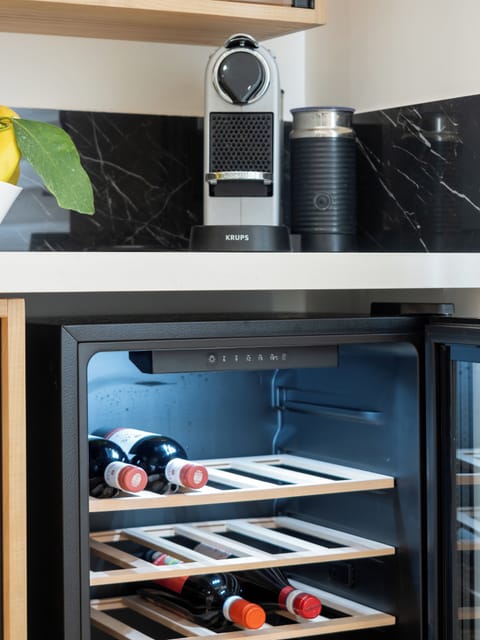 Luxury House, Sea View | Coffee and/or coffee maker