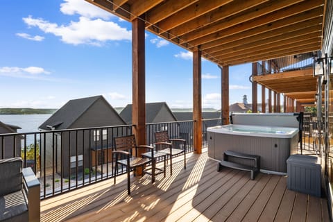 Cloud Nine - Basement Level: Hot Tub on patio