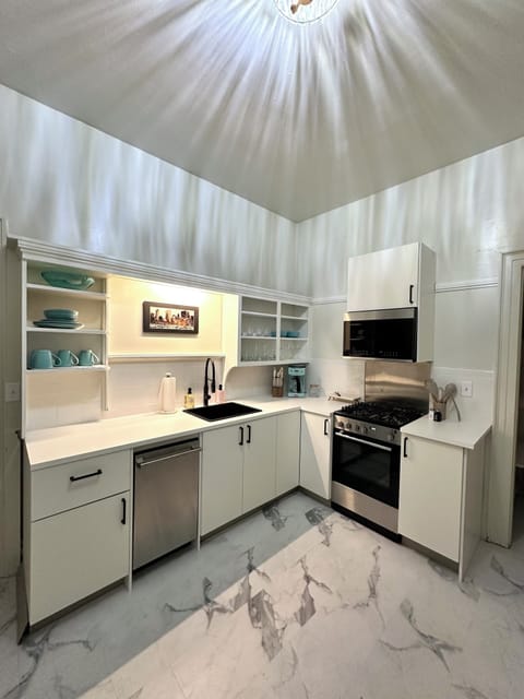 Image picker DD36AF9C 0133 4407 878B E9EBAD240EF6 2802 000001F13B7C4184