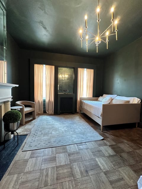 1 Full Bedroom with Full Daybed (2)