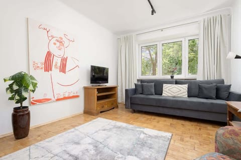 Bedroom with double sofa bed.