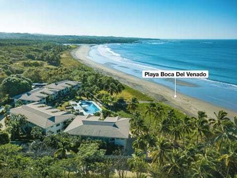 Bird's-eye view - just a few steps away from the ocean