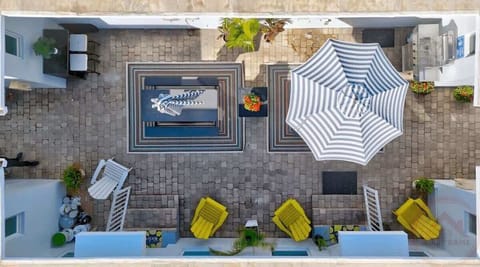 Shared outdoor with courtyard and BBQ area