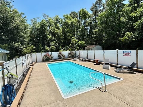 The Dogwood House House in Roanoke Island