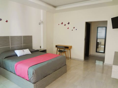 Comfort Room | Free WiFi