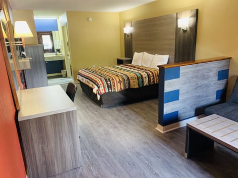 Basic Suite, 1 King Bed | Individually decorated, individually furnished, desk, iron/ironing board