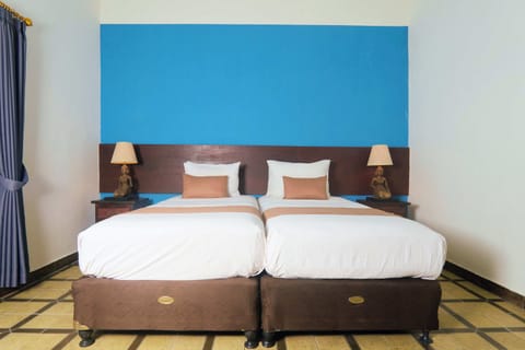 Superior Double or Twin Room | Egyptian cotton sheets, premium bedding, desk, laptop workspace