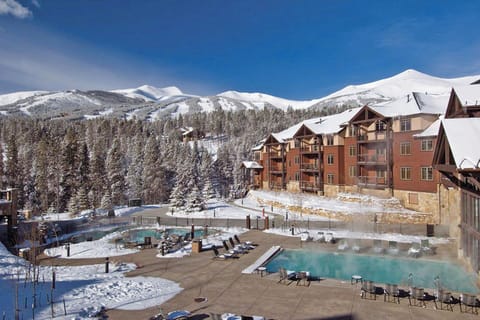 Grand Timber Lodge, Winter Wonderland