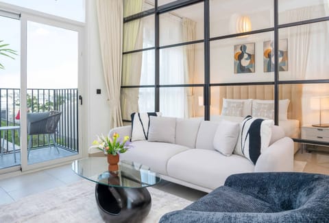 Deluxe Apartment, Accessible, Non Smoking | Living area | 55-inch Smart TV with cable channels