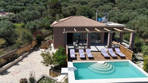 Astarte Villas - Stilvi Private Villa with Pool