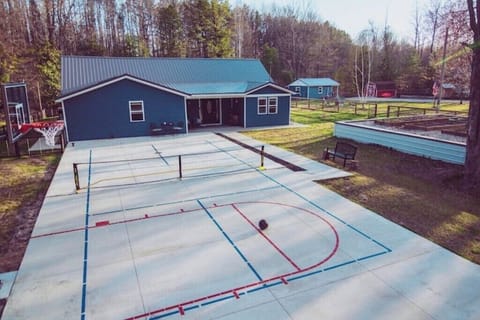 Sport court