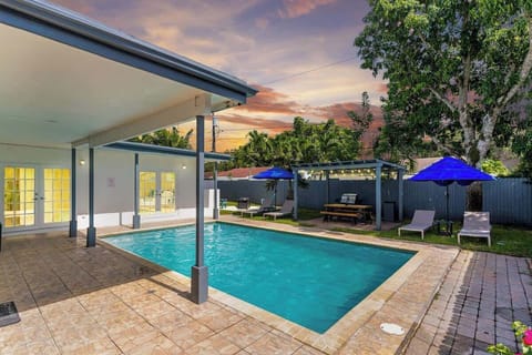 Outdoor Pool | Firepit | Pergola & Dining to Enjoy with Friends & Family