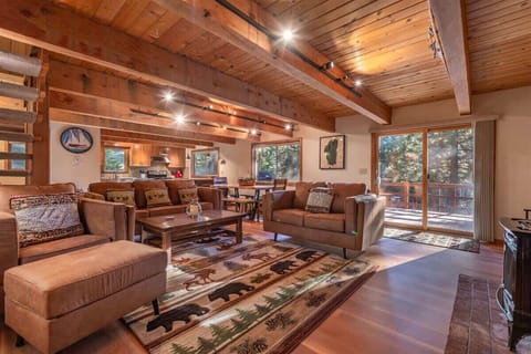 Living Room with Gas Fireplace